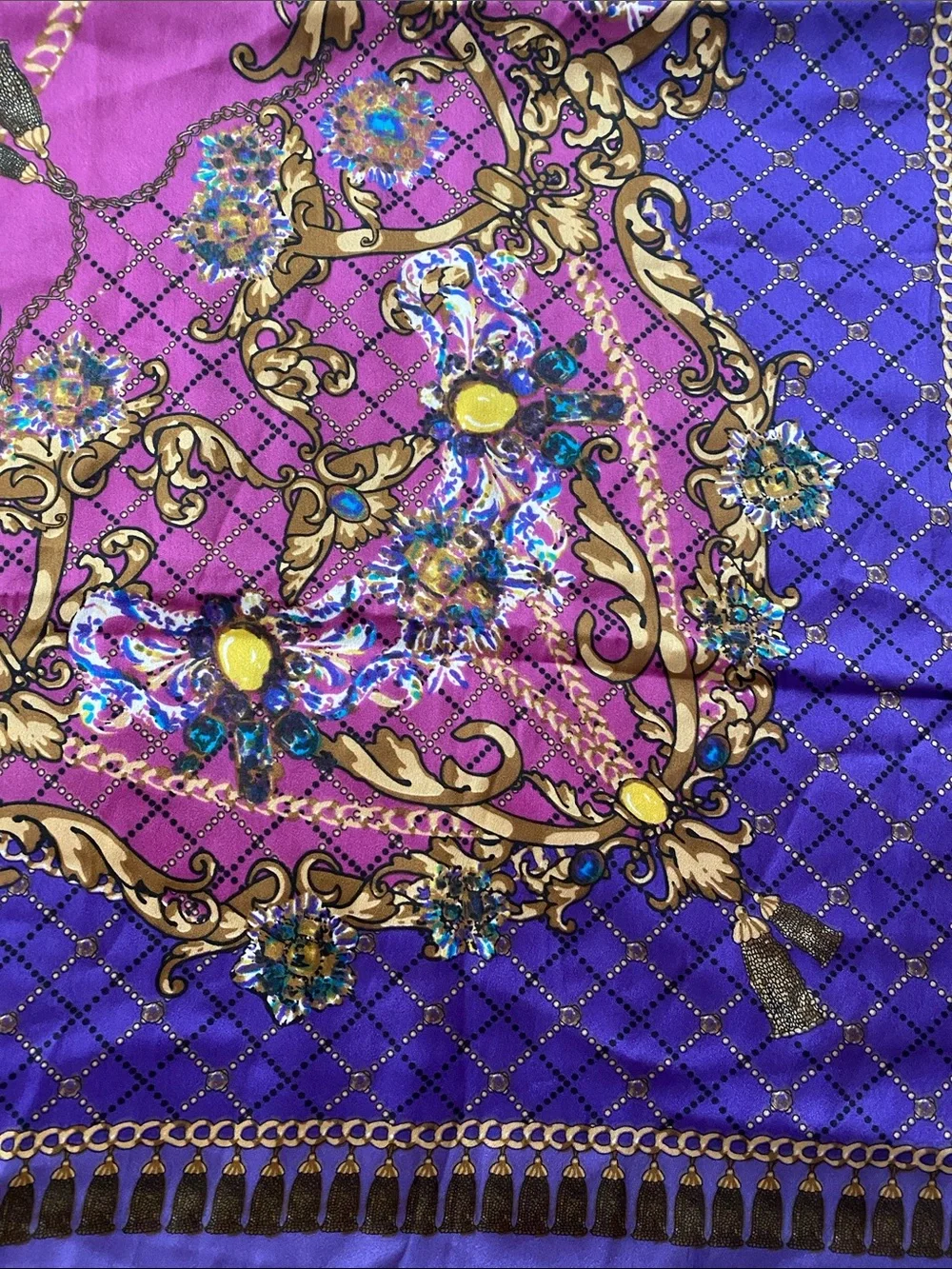 Amazing Vibrant Purple & Fuchsia Ornate Vintage Style Scarf